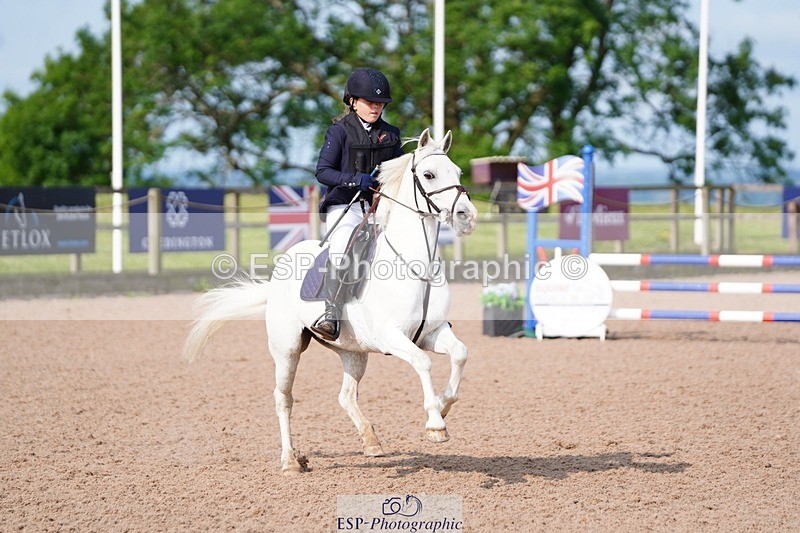 250608-090534-01676 - Cls 2 Pony Intro 70cm