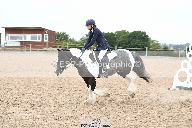 250807-104019-00251 - 80cm Round 1