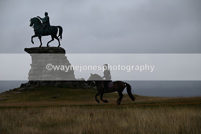 DSC_1891 - Time at Statue 12:13 to 12:32