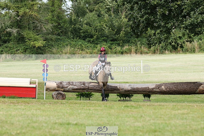 240825X-161408-36440 - 80cm XC 15.30 to 16.30