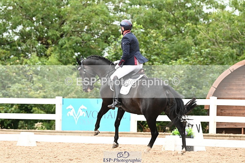 240815A-145939-02144 - 171-Martyn.Humphrey-Isabeau.May
