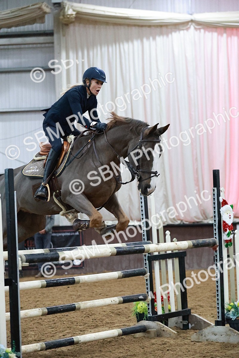 SBM_001389 - Class 5 - Senior Foxhunter 1.20m