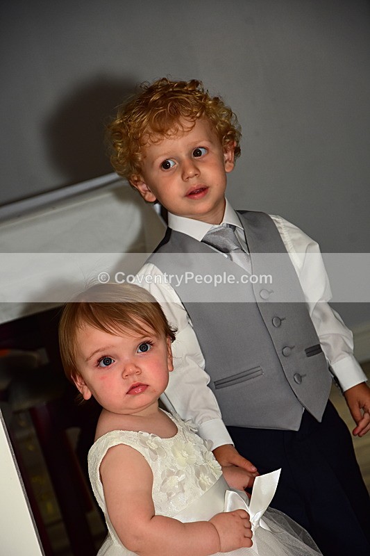 CON-220 - Toni & Liam