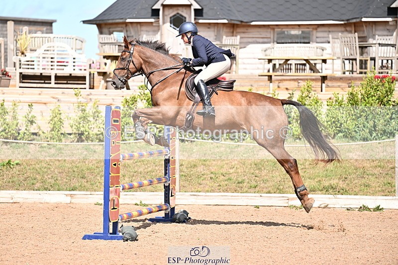 250827B-130657-00484 - Cls 4 Snr Newcomers 1.10m