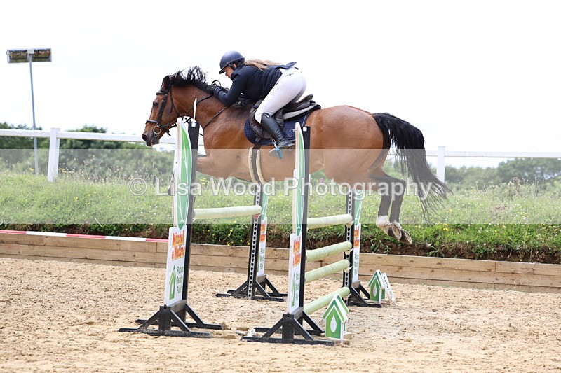 3E7A4305 - Class 7: Senior Newcomers/1.10m open