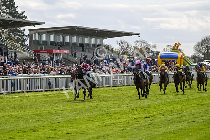 200424-Race 2-Kendall Roy-5982 - Race 2