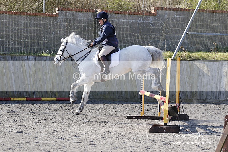 _EST0339 - Bourne Valley Riding Club Winter Showjumping 27/03/22
