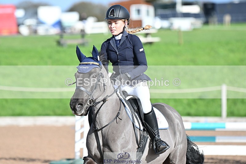 231029A-105929-02856 - 80cm Club and Schools