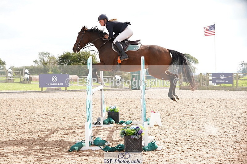 241004A-125202-00485 - Fri 03 Snr Newc & 1.10m Open