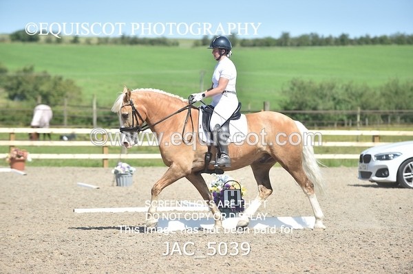 JAC_5039 - CLASS 7 / 8  ELEM 6 / 7