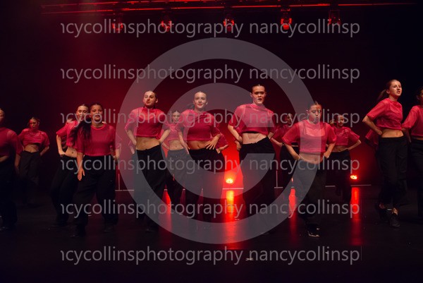 00951 - Nicki Minaj Medley