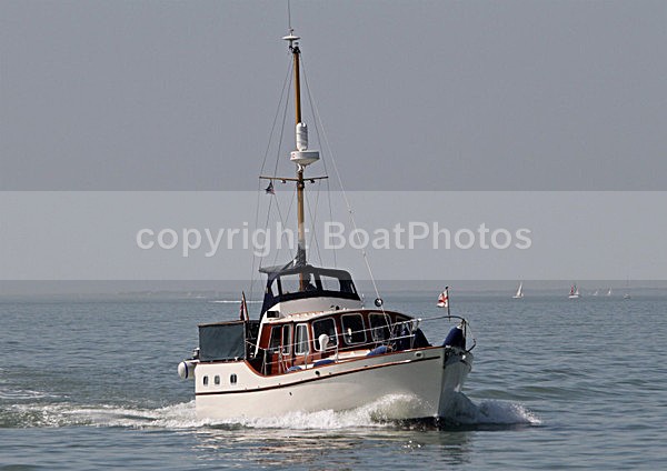 110410 TEASEL IMG_0857 - Motor Yachts