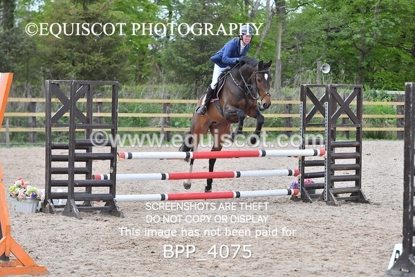 BPP_4075 - CLASS 4 Senior BritiNovice/ 90cm Open