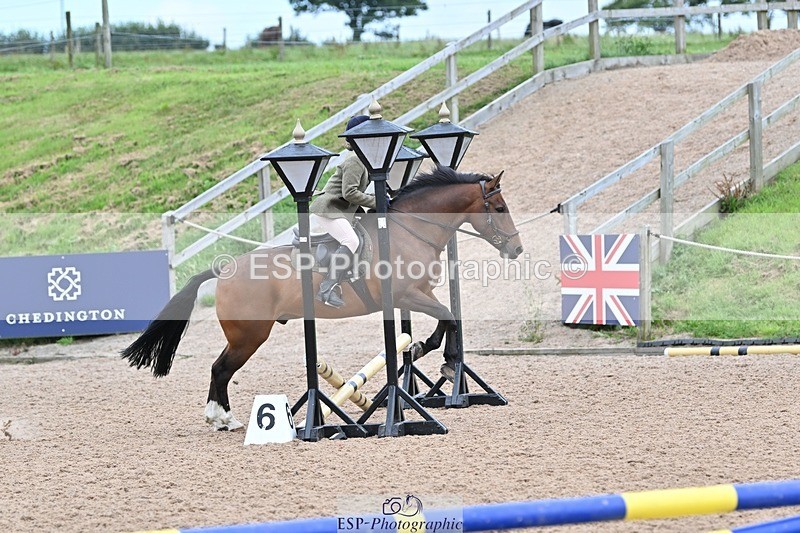 240813-161909-00215 - Clear round & 60cm