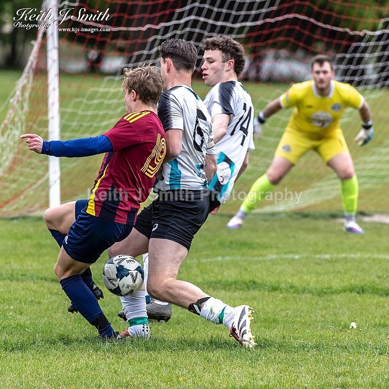 9KJS8667 - Pitch 3. Abington FC vs Royals. Abington Park. 10th May 2026.