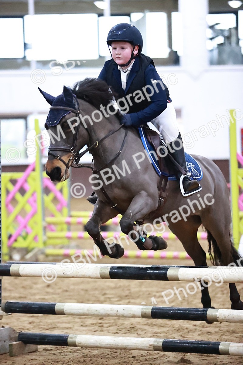 SBM_000010 - Class 1 - Pony Intro 70cm