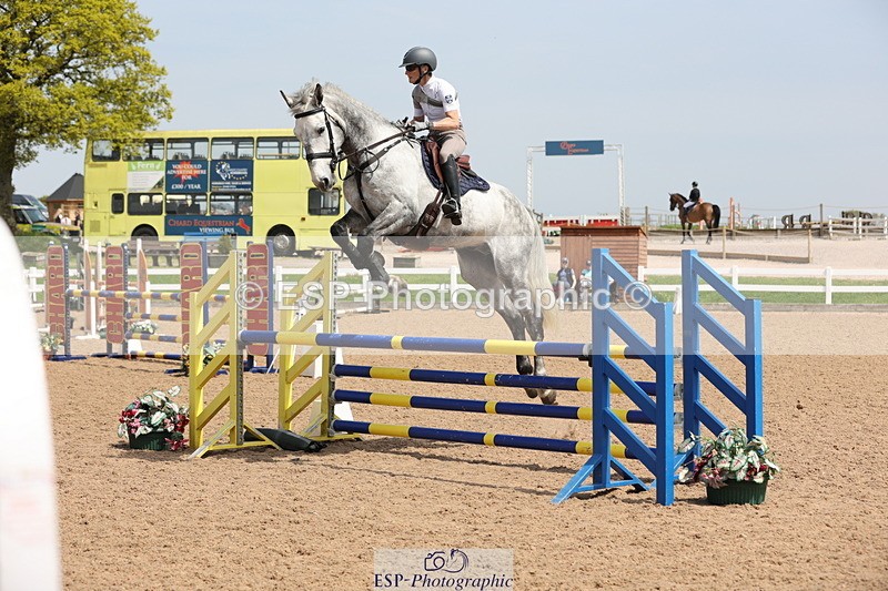 240510A-142400-07626 - Cls 17 1.05m National Am Quali