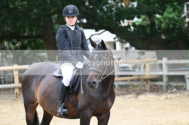 WJ7_1127 - Class 8 Ridden Veterans