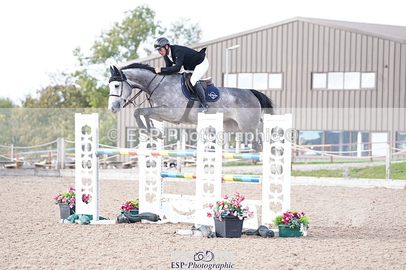 241004A-160304-02730 - Fri 05 Nat 1.30m & 1.40m Open