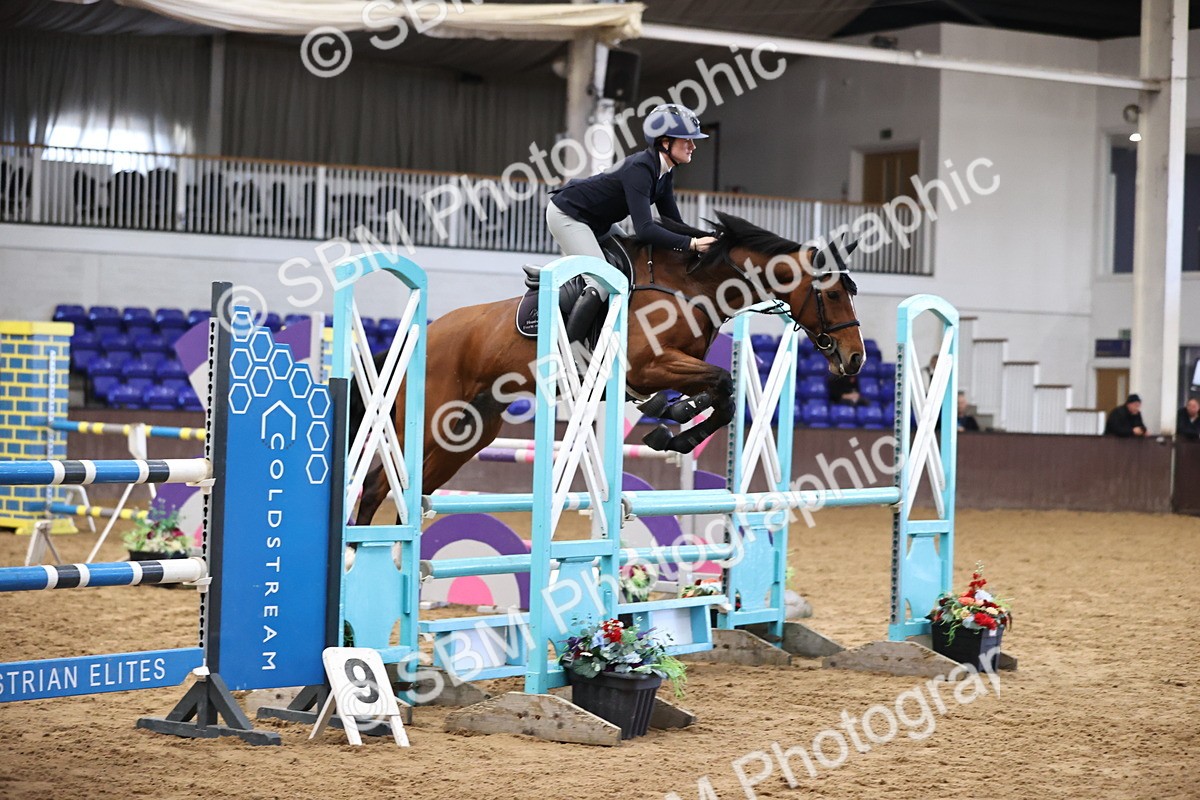 SBM_001608 - Class 4 - Senior Newcomers - 1.10m Open