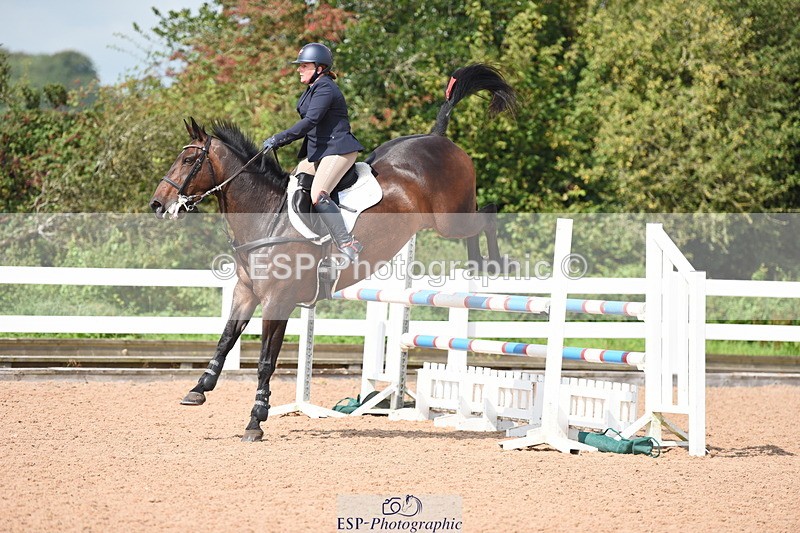 230902A-123040-01035 - Cls 9 1.10m Amateur Quali