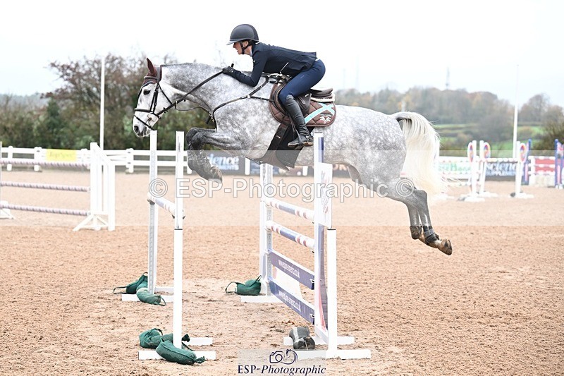 251105-142202-00858 - Cls 06 Fox & 1.20m