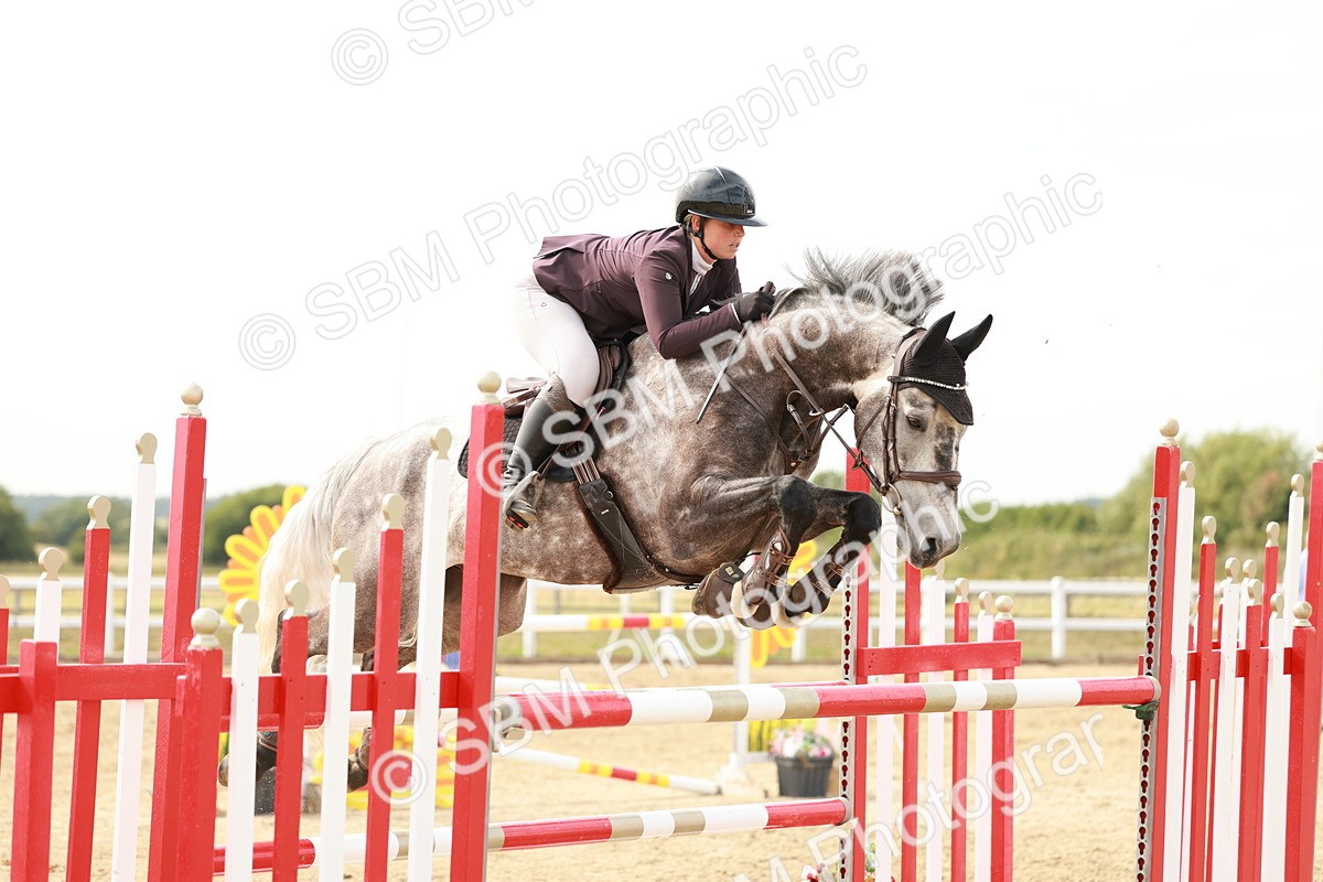 SBM_008320 - Class 4 - Senior Foxhunter - 1.20m Open