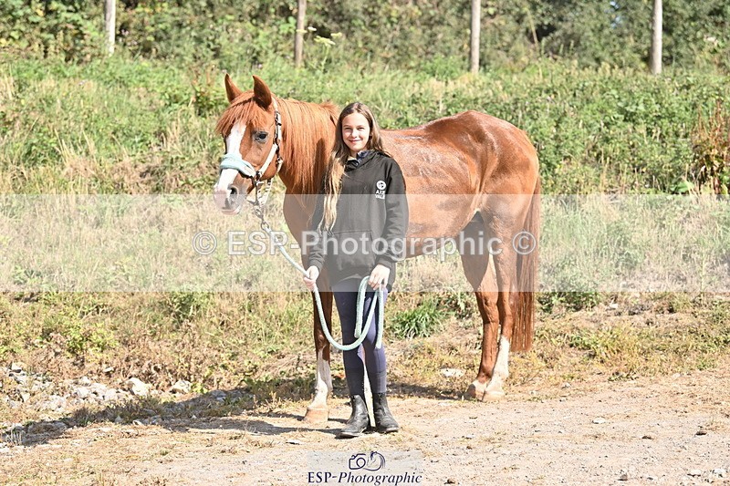 250821B-152102-00677 - Group C - Laraine