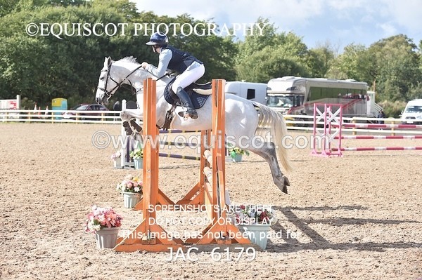 JAC_6179 - CLASS 7 SAT Blue Chip Pony Newcomers/ 1m Open