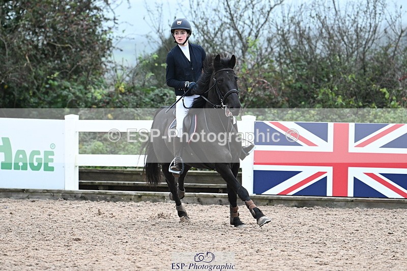231118A-135722-03214 - Cls 9 Foxhunter & 1.10m Open