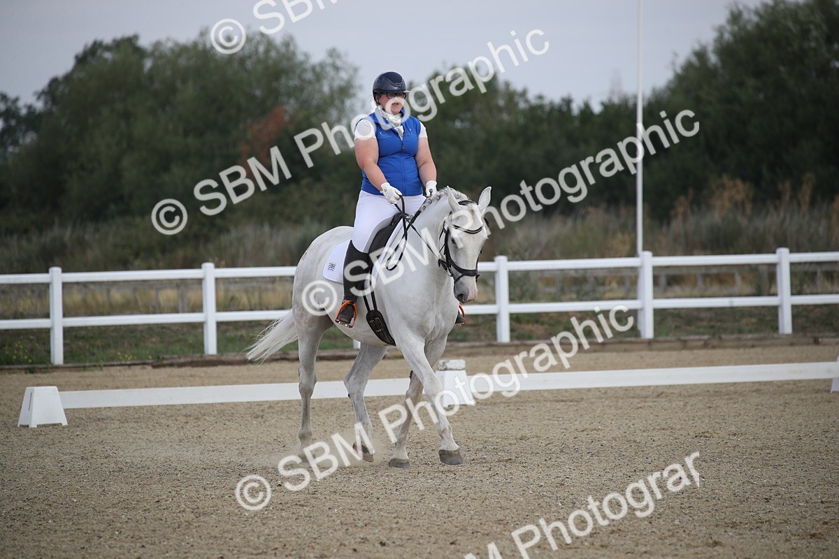 SBM_005374 - Novice 5 - 8.30.10.39