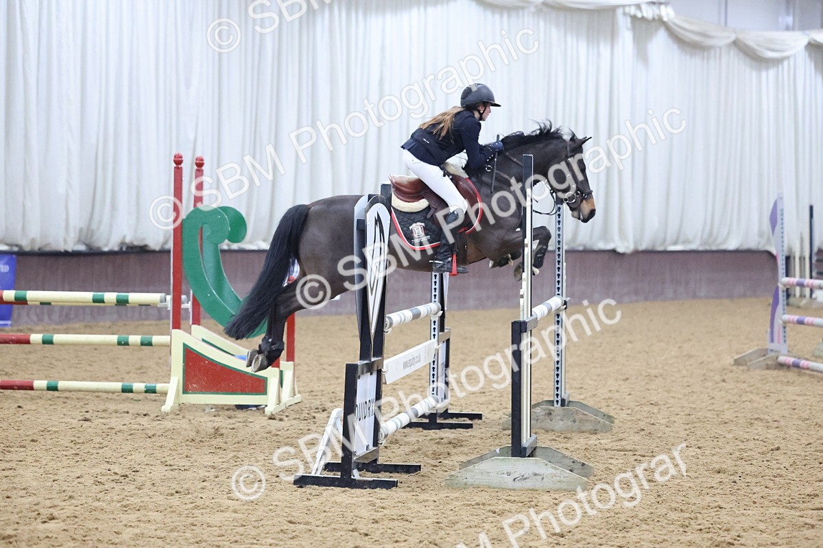 SBM_003430 - Class 11 - Blue Chip Pony Newcomers - 1.00m Open