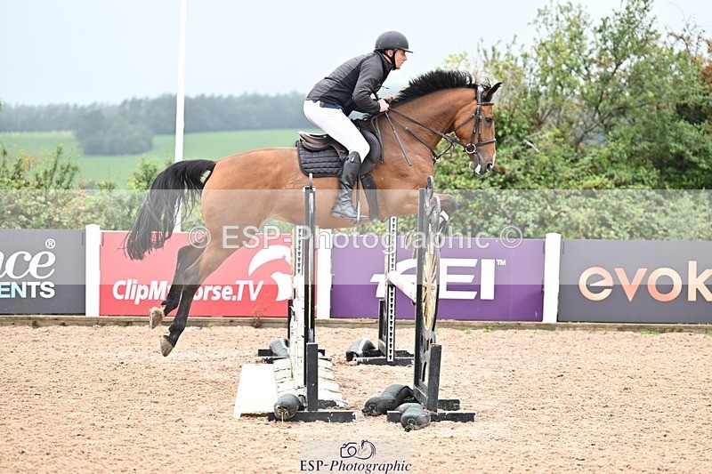 250917-103417-00086 - Cls 1 British Novice and 90cm Open