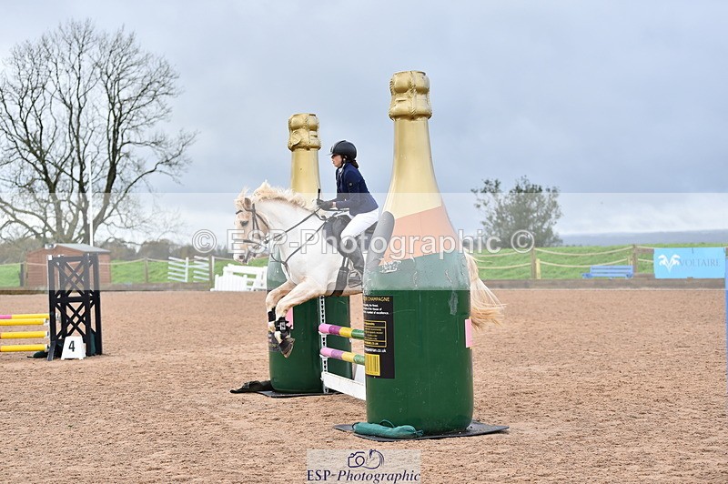 231118A-110406-01168 - Cls 20+21 Club and Schools 80cm