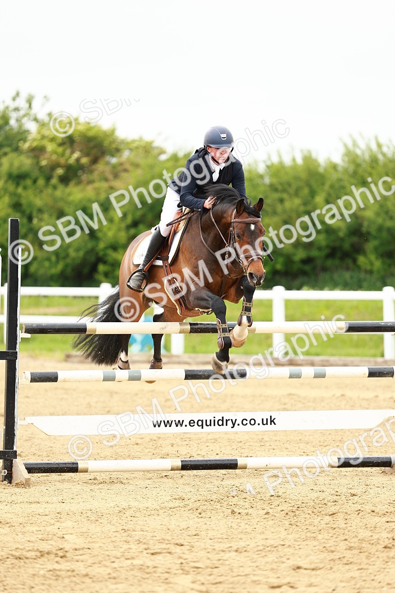 SBM_001056 - Class 5 - Senior Foxhunters - 1.20m