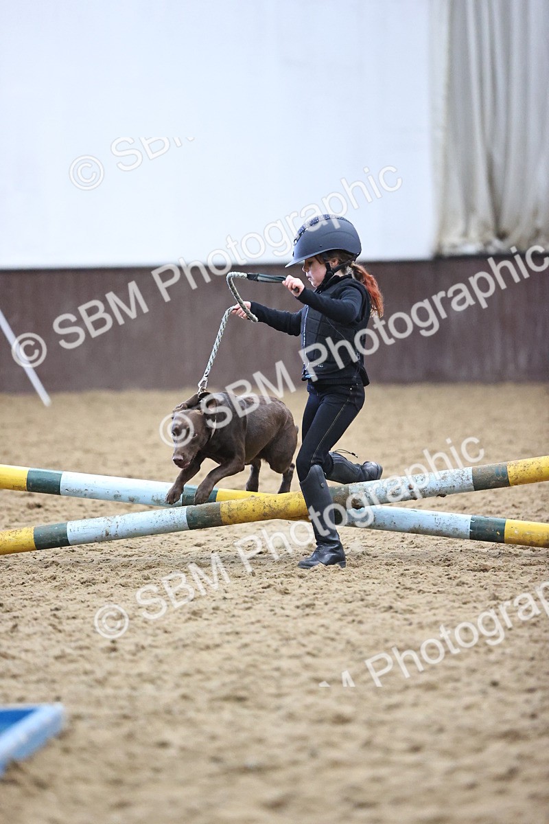 SBM_001390 - Class 3 - Horse & Hound 60cm