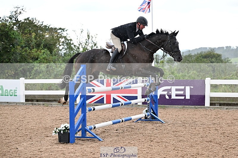 240912A-151522-02110 - Cls 13 1.10m Amateur Qualifier