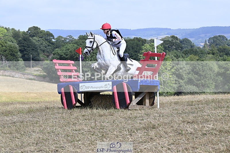 250824A-141622-37901 - 2162-Lydia.Jackson-Castlecoote.Storm