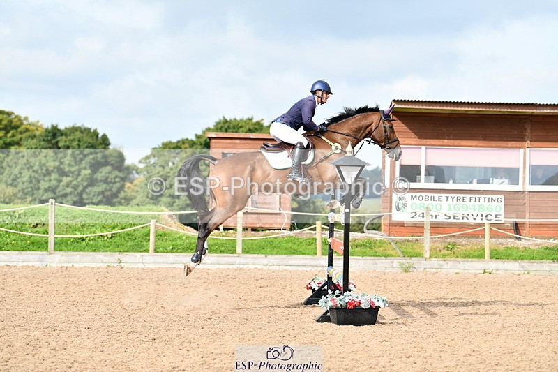 240915A-102505-09158 - Cls 26 National 1.30m Open