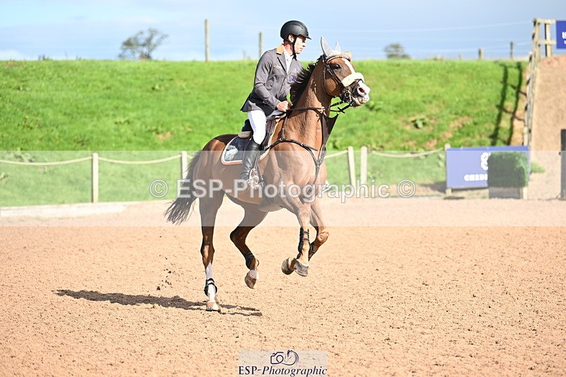 240912A-153906-02345 - Cls 6 National 1.40m Open