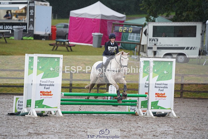 240824X-083030-20265 - 70cm Round 1 8.30 to 9.30