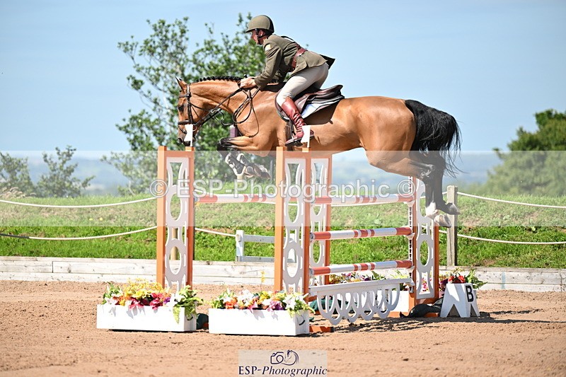 240718A-110301-04721 - Cls 1, 3 Star Small Tour 1.35m