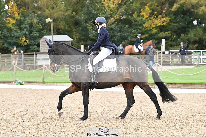 251023A-100630-01430 - B-126-Catherine.Van.Randwyck