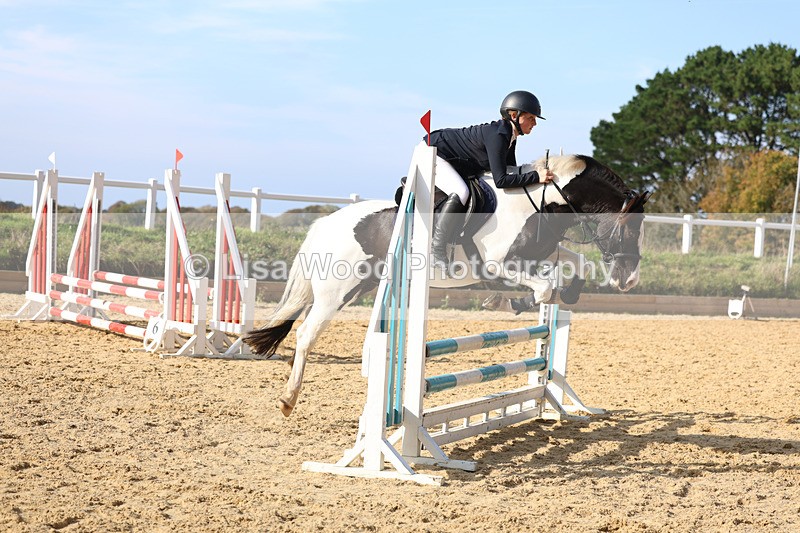 3E7A8264 - Class 4: 70cm open