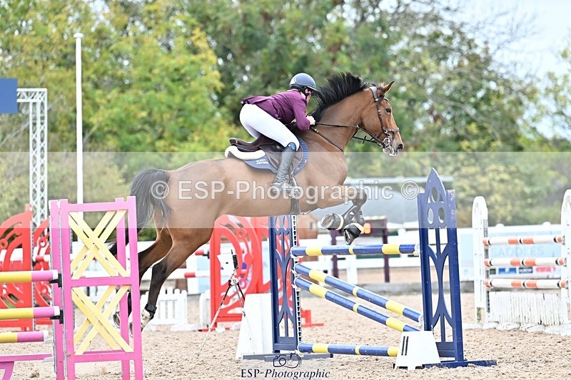 251015-132402-00561 - Cls 4 Newcomers and 1.10m Open