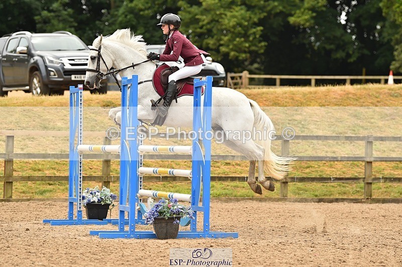 230618-142300-12901 - Cls 25 Pony Foxhunter & 1.10m Open