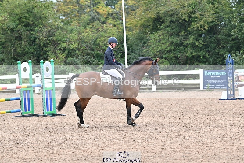 240907A-120759-01364 - Cls 8 1.05m Amateur Qualifier