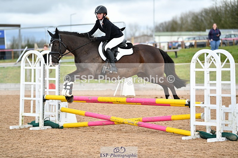 240310A-110314-02153 - Cls 16+17 Club and Schools 70cm