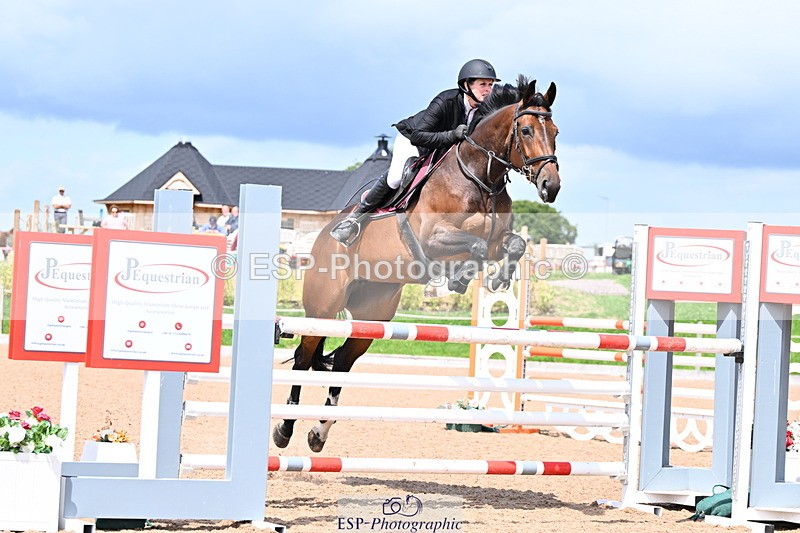 240726A-140825-01807 - Cls 4 Snr 1.20m Open