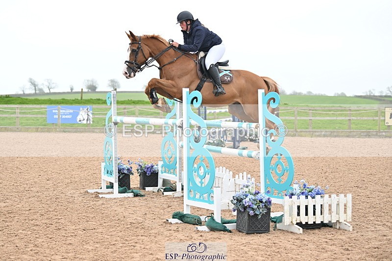 240405A-151004-02215 - Cls 6 National 1.40m Open